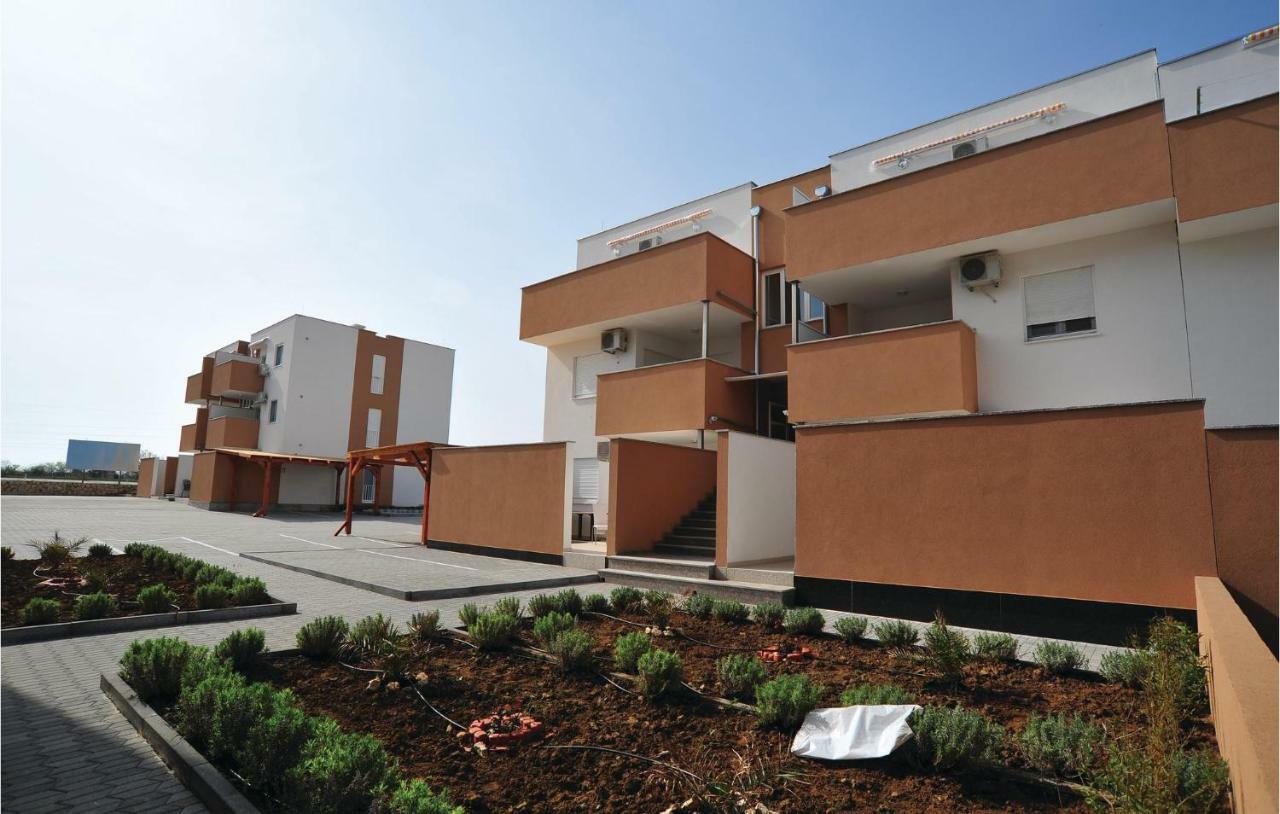 Apartment Mlasina-4 By Interhome Nin Exterior photo